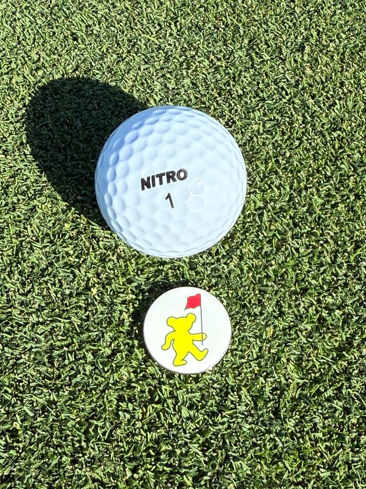 Dancing Bear Golf Ball Marker with Flag – Golf Dancing Bear Hat Dead Golf