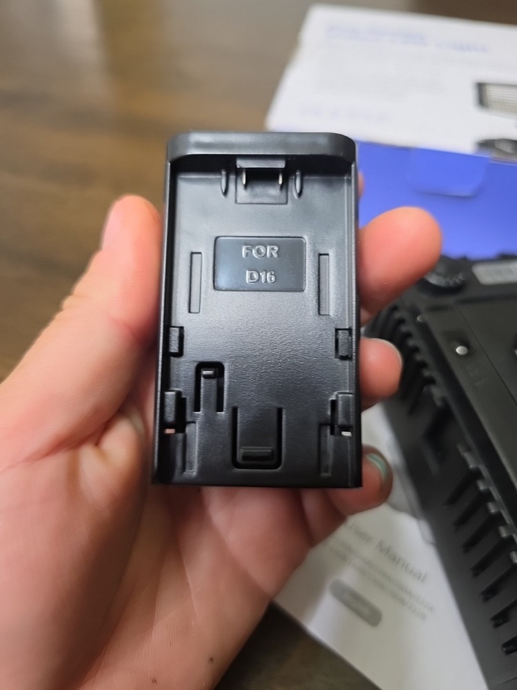 Precision Design Digital Camera Camcorder LED Video Light LE-168A