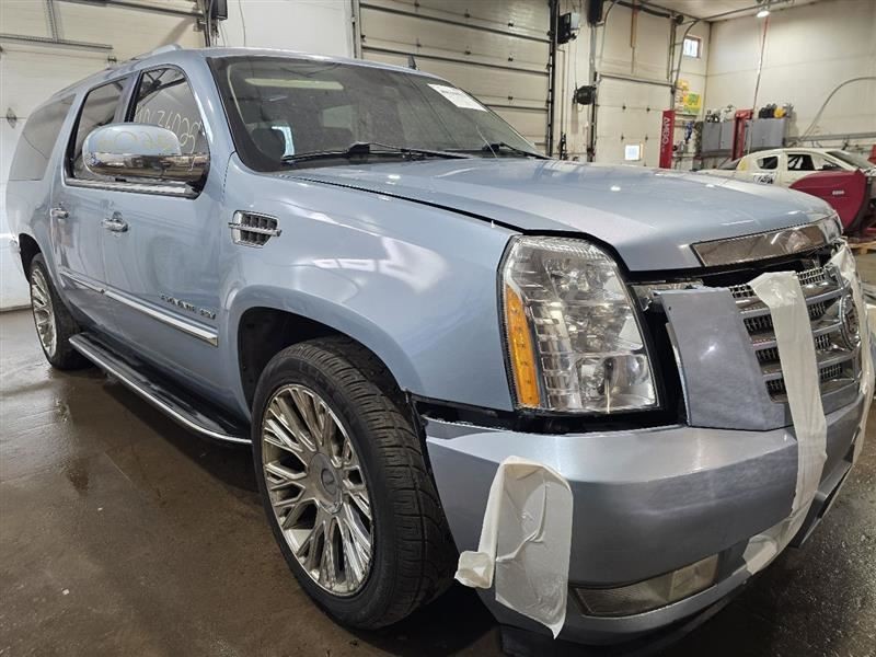 Camera/Projector Camera Liftgate Mounted Fits 09-14 ESCALADE 609382