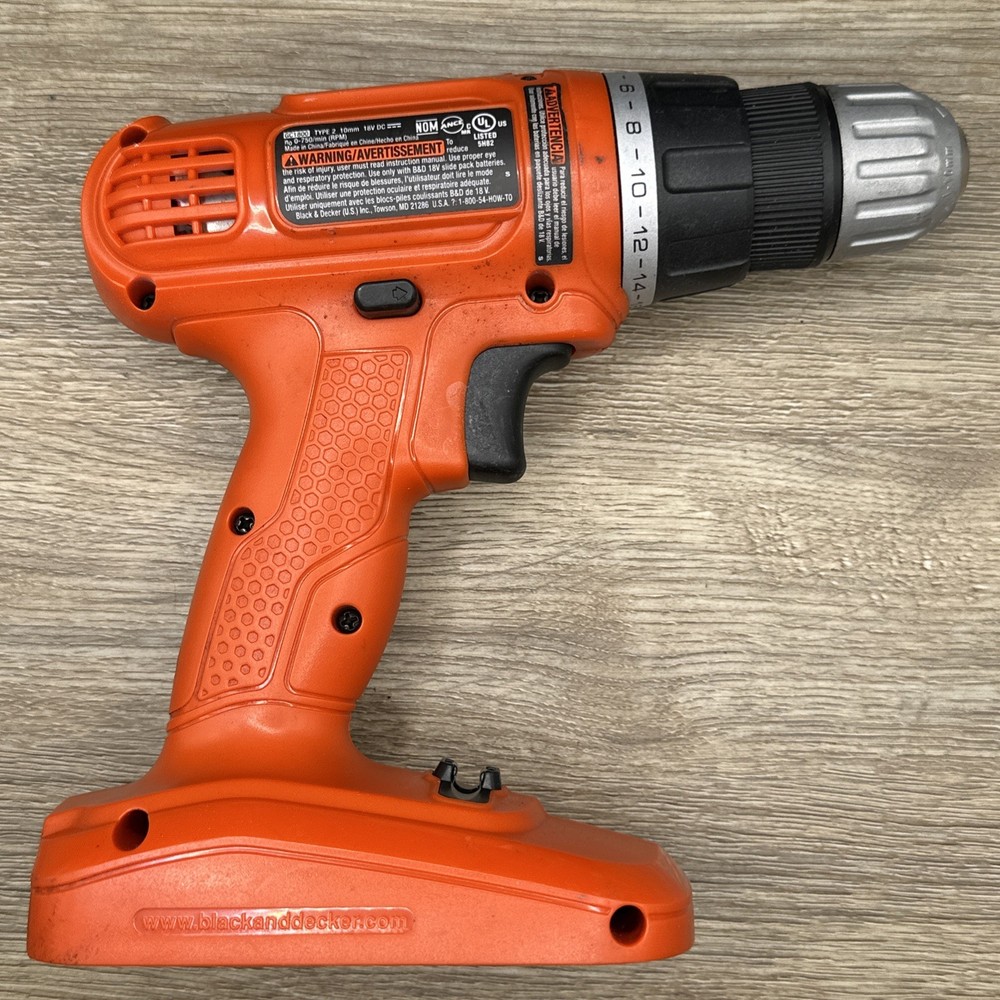 BLACK & DECKER 18V CORDLESS DRILL GC1800 WORKS TOOL ONLY