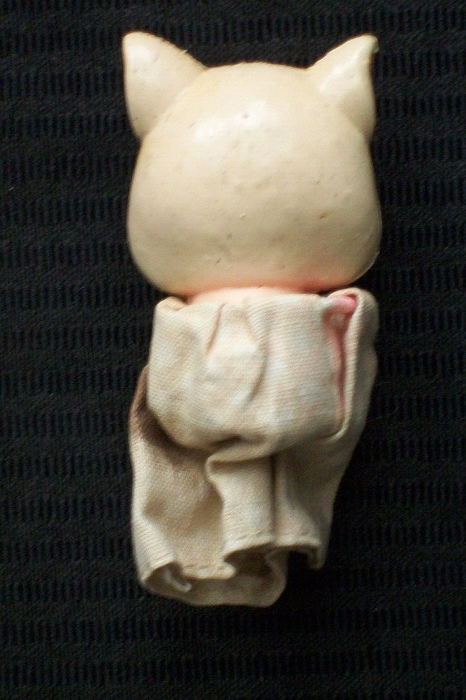 PIG FINGER PUPPET