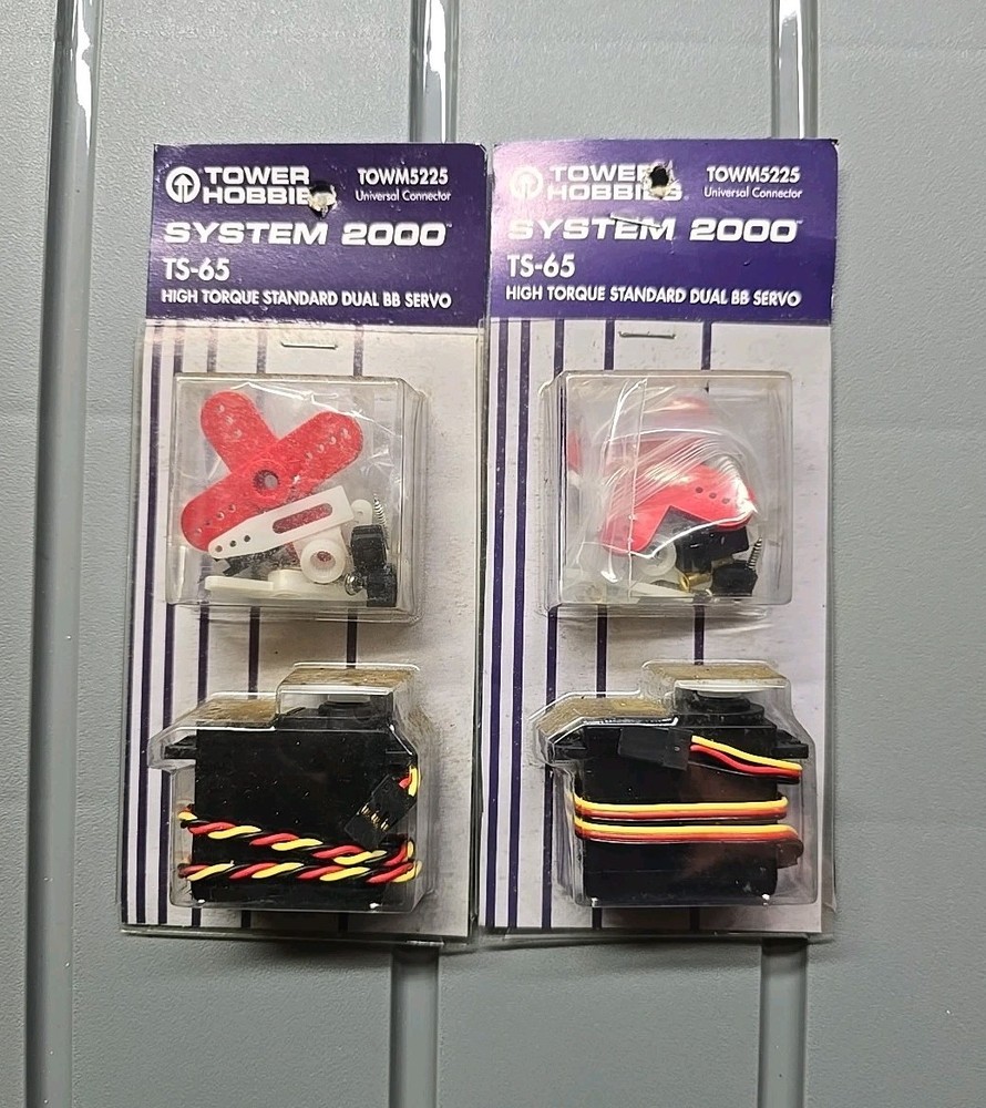 Tower Hobbies System 2000 TS-65 High Torque Standard Duel BB Servo