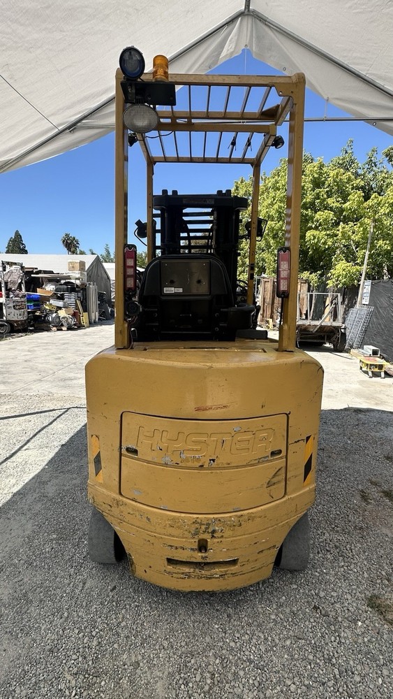Hyster E60Z 6000LBS Forklift with CASCADE Multiple Load or Single-Double Pallet