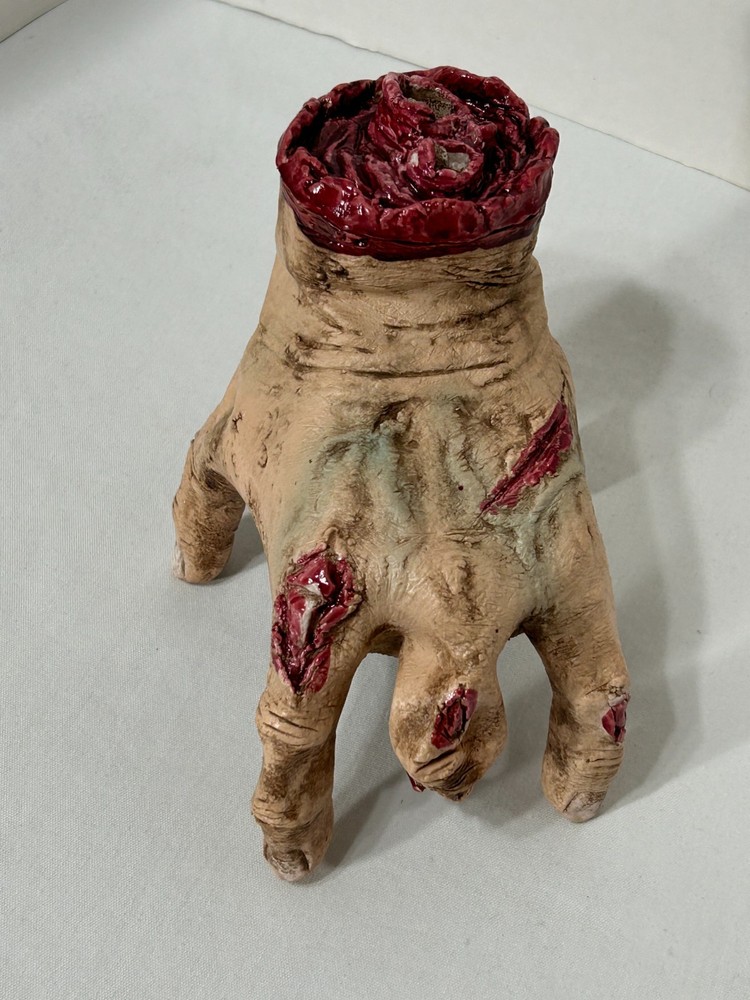 Crawling Hand Mangled Dismembered Scary Creepy with Sound