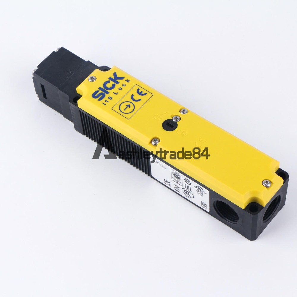 1PCS Safety Switch i10-E0233 6022585 I10-E0233