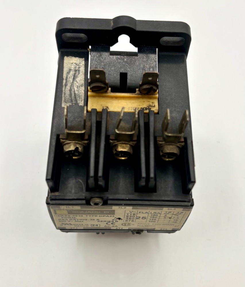 Square D / DPA23 / Contactor 35A