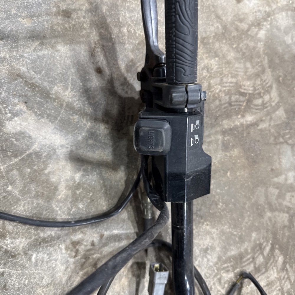 1997 SKI-DOO Mxz 440 Handlebars with Controls