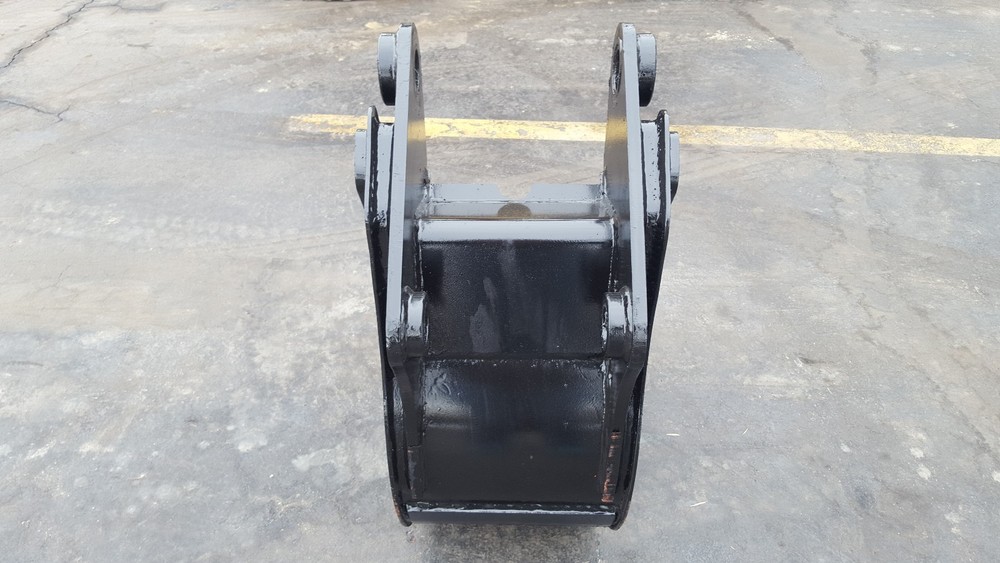 New 16" Backhoe Bucket for a Caterpillar 420 E