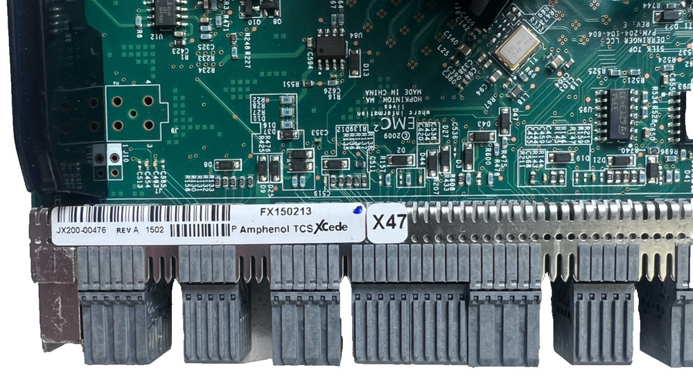 EMC SAE 2.5" Storage Array Enclosure - 2x PSU 2x 6Gb SAS Controller 303-104-000E