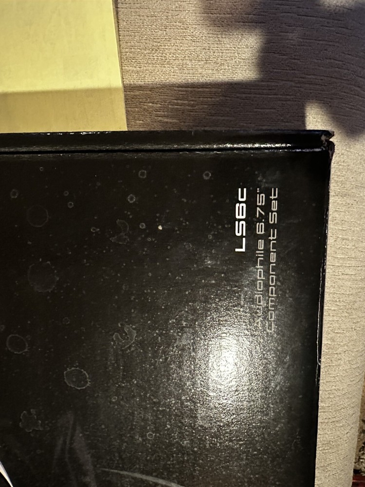 Realm Component Speaker Auto