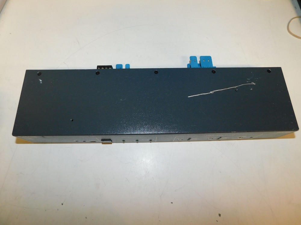 EXTRON PVS 405D POLEVAULT SWITCHER HIGH PERFORMANCE AV SWITCHING SYSTEM