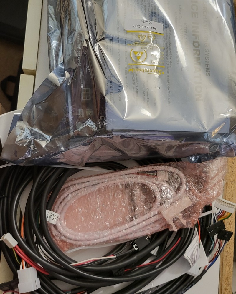 Dixie Narco DN5800 BEV-MAX 4 Main board BRAND NEW.