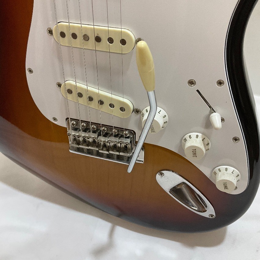 FENDER JAPAN ST62 Used Sunburst