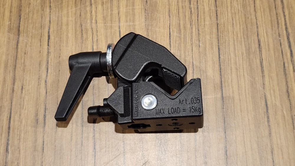 Manfrotto 035 Super Clamp - No Stud