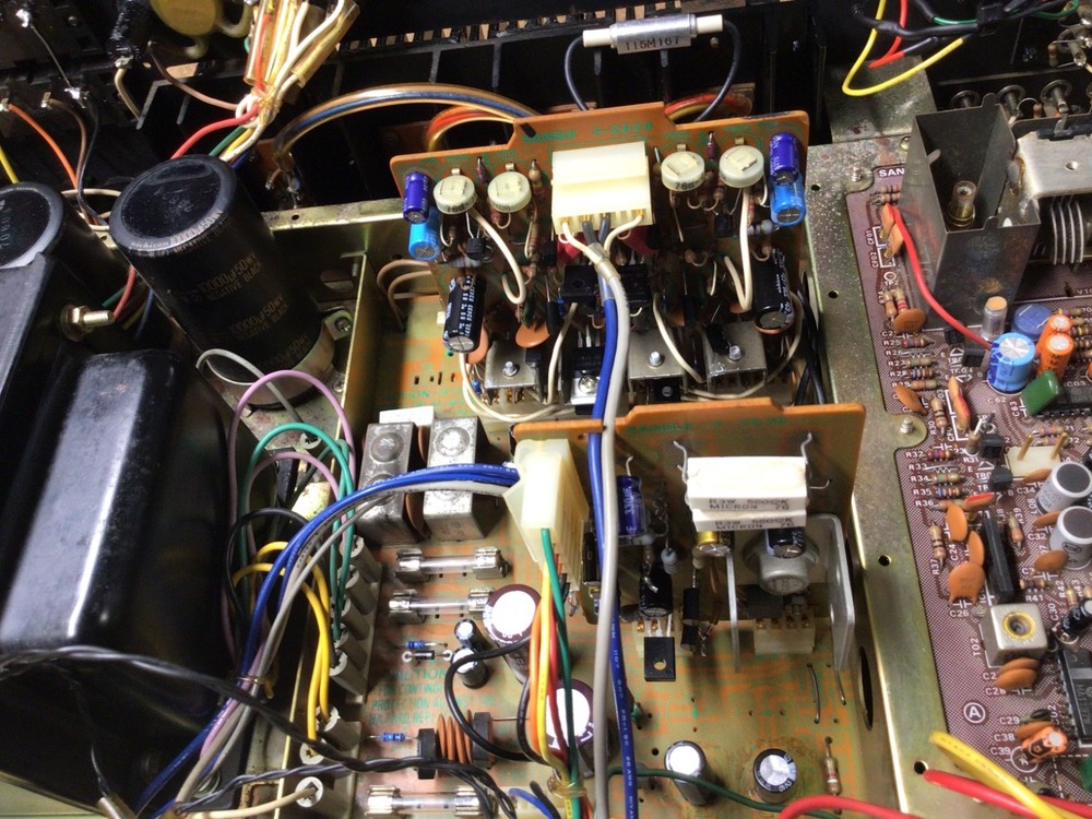 Sansui 7070 stereo receiver