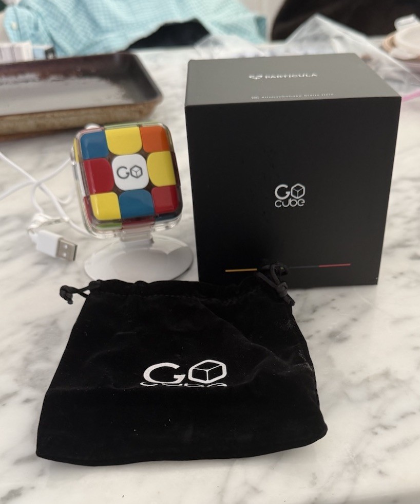 Particula Go Cube w/ Original Box Smart Rubik Electronic