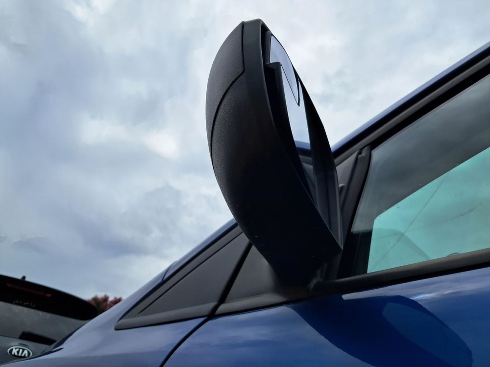 ESCAPE 2019 Glove Box 4737562