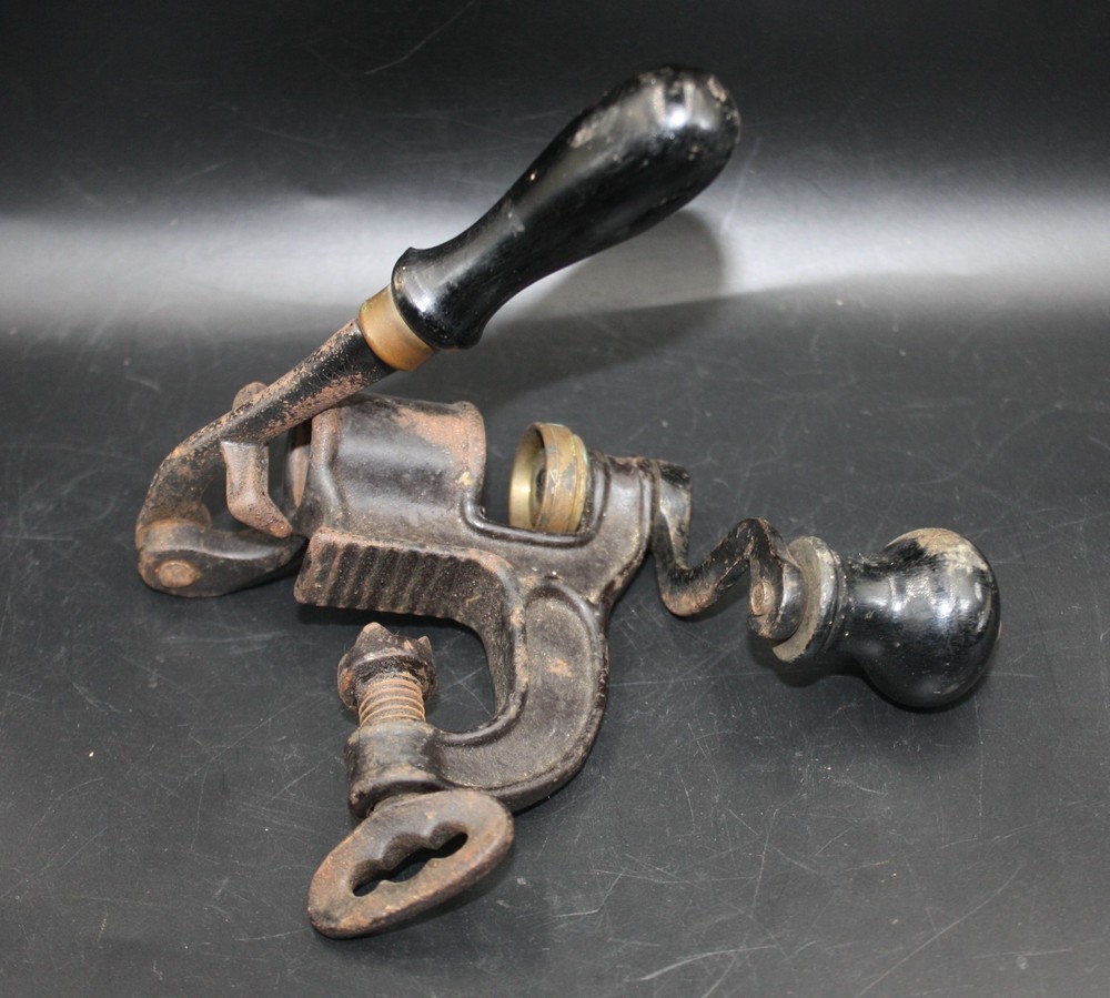Vintage Shot Gun Shell Crimping Tool