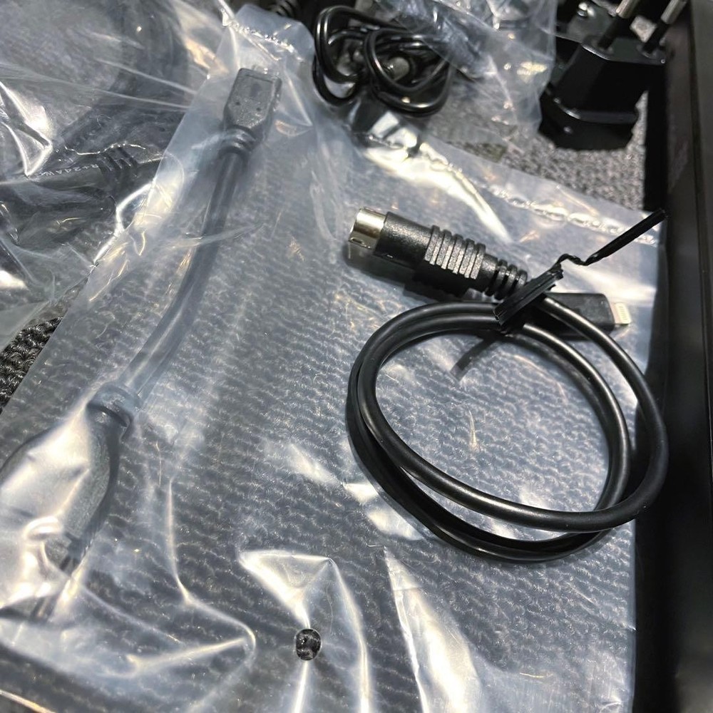 RELOOP MixTour Algoriddim DJ Controller Audio Interfaces #0001