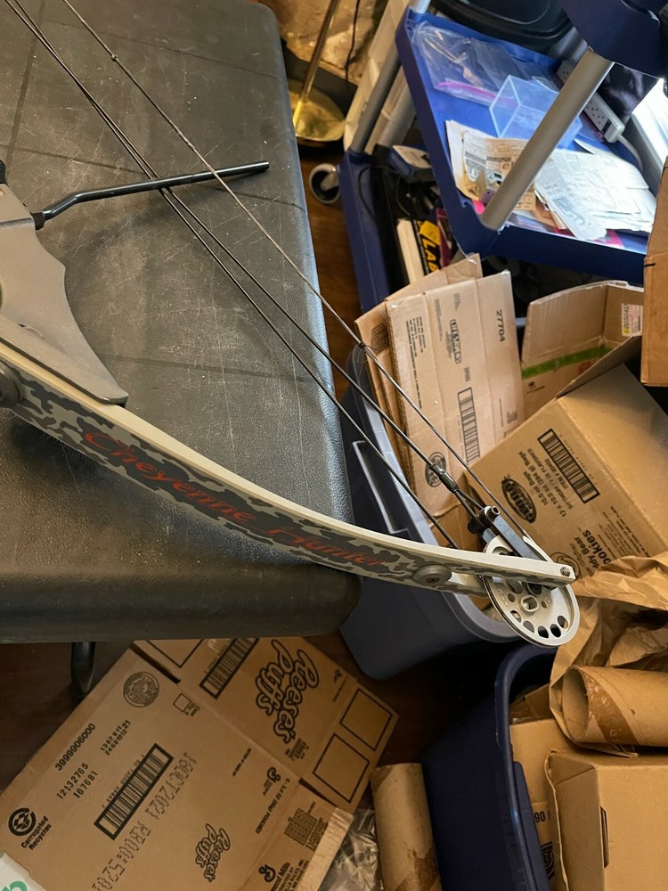 ARCHERY COMPOUND BOW CHEYENNE HUNTER 40.5'