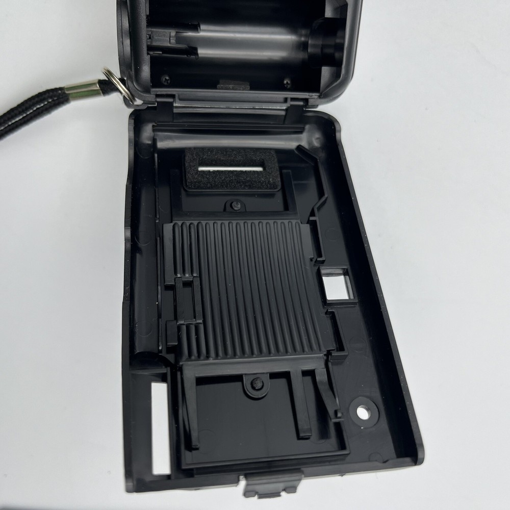 Suntone Optic 0285 35MM Manual Camera - Not Tested
