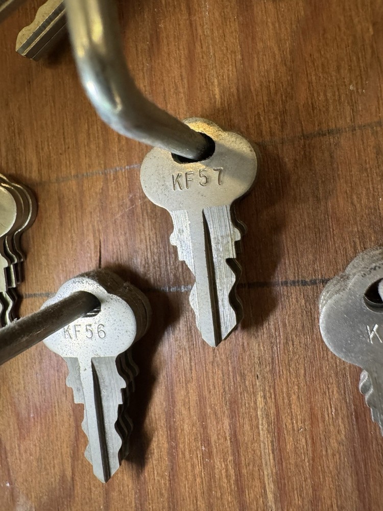 OMC Vntg Outboard Ignition Key # KF57