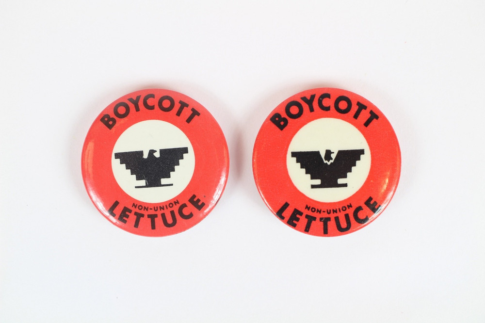 1970's United Farm Workers UFW Boycott Grapes Pinback Buttons