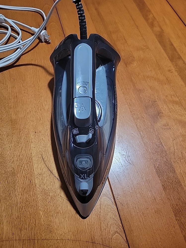 TFal 1800 Watt Express Steam Iron with Ceramic Bottom