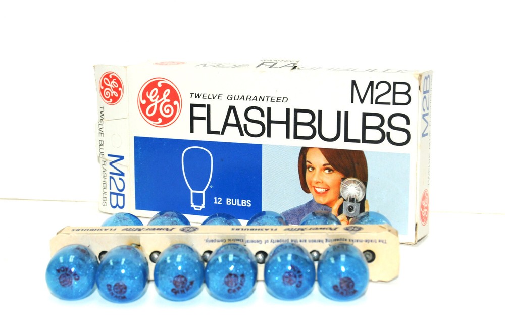 M2B Flash Bulbs [12 Bulbs, In Box]