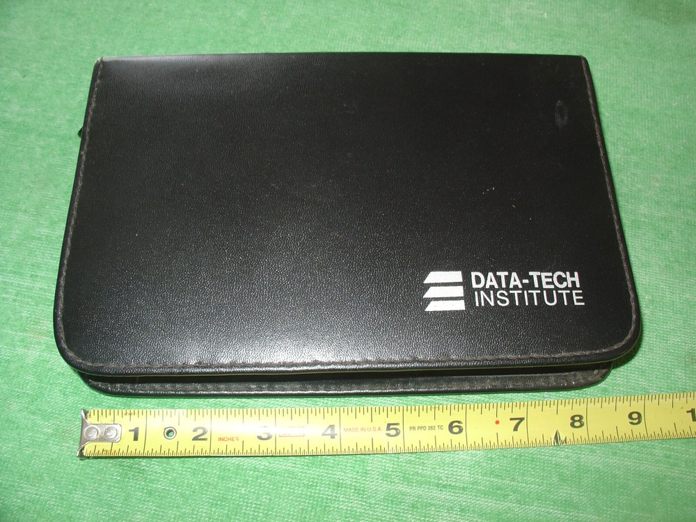 DATA-TECH INSTITUTE COMPUTER SERVICE TOOL KIT 10 PIECES IN ORIGINAL CASE