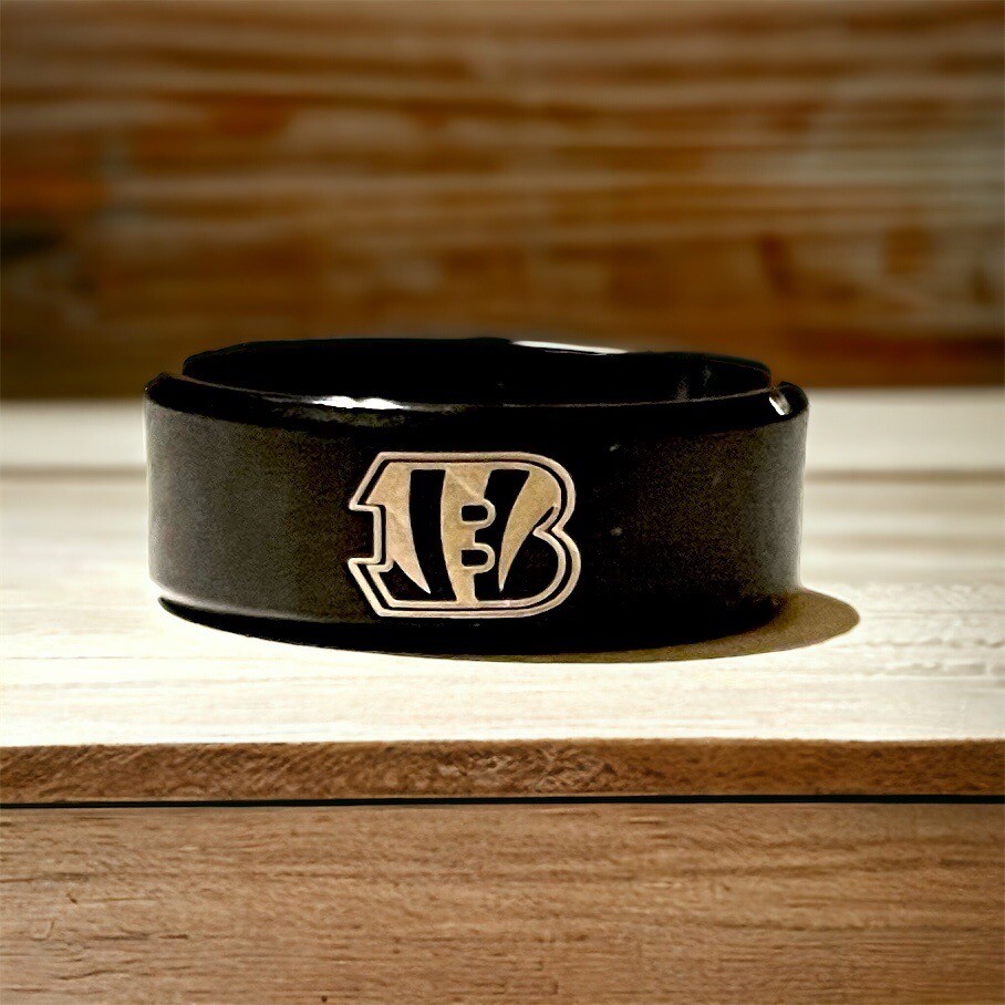 Cincinnati Bengals Mens titanium ring. wedding ring. unique gift
