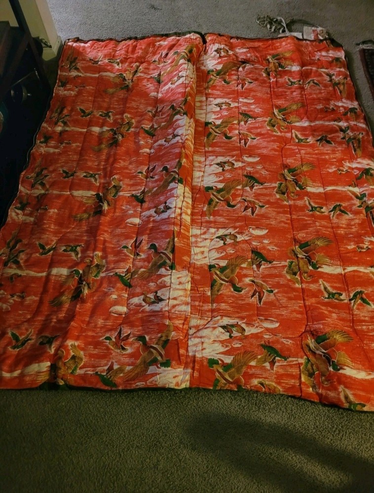 Vintage Green / Red With Ducks Woods Master Sleeping Bag