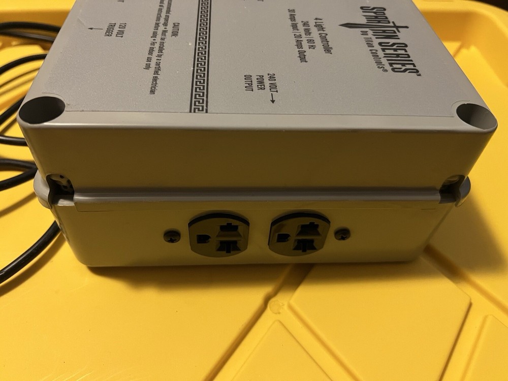Titan Controls Spartan Series 4 Grow Light Controller