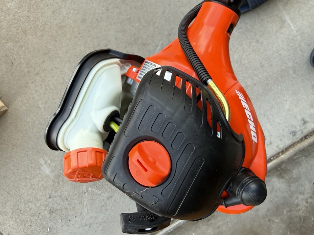 ECHO PE-225 21.2cc Curved Shaft Edger