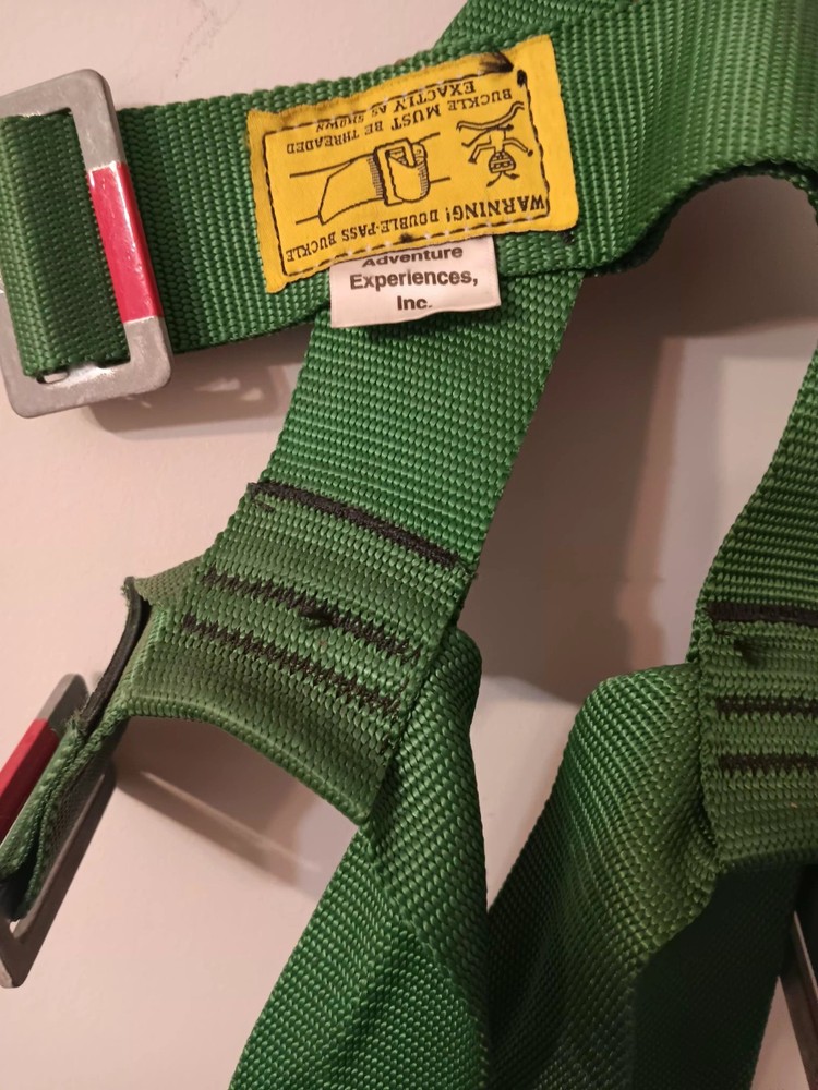 Headwall EZ Universal Seat Style Harness