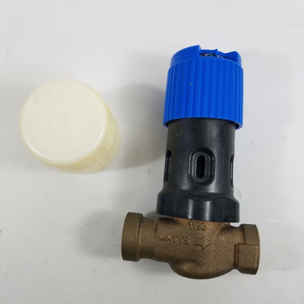 Watts BD1156F Hydronic System Pressure Regulator 1/2" FNPT to FNPT Thread Ends