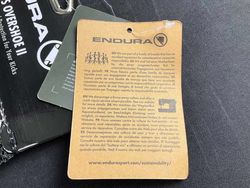 Endura MT500 Plus II Overshoe Small Medium Black