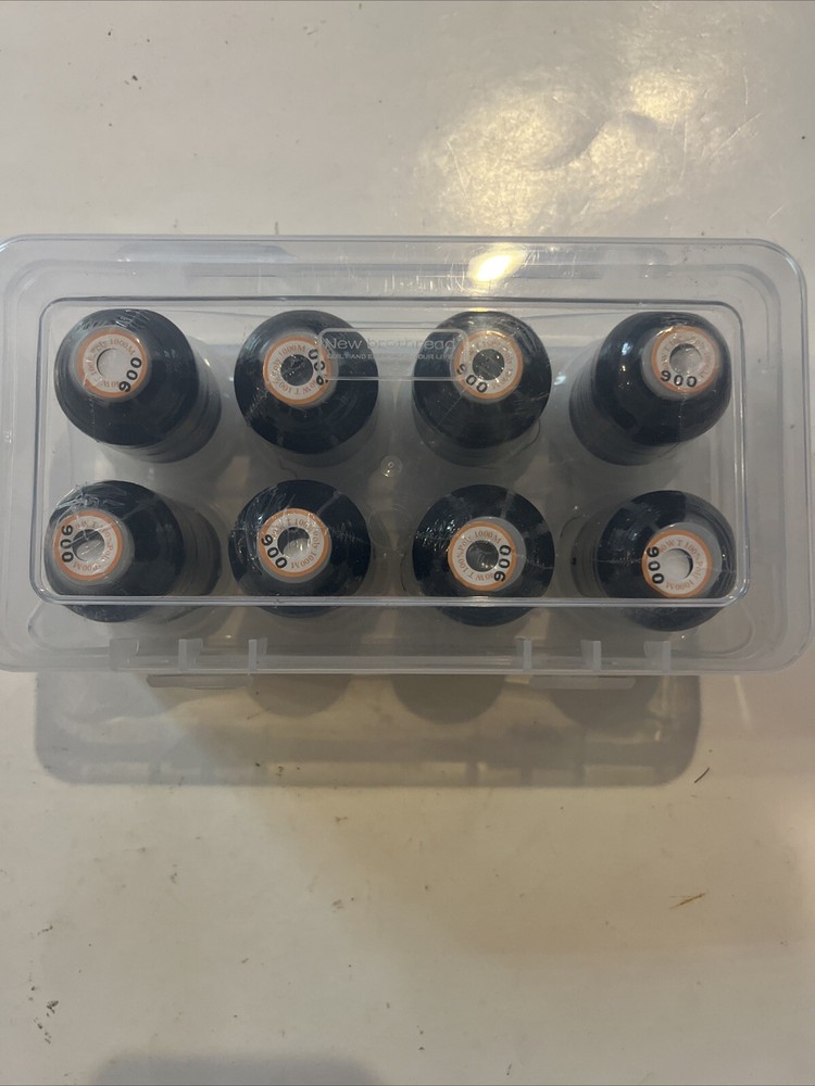 Black Polyester Embroidery Machine Thread 1000M with Clear Storage Box