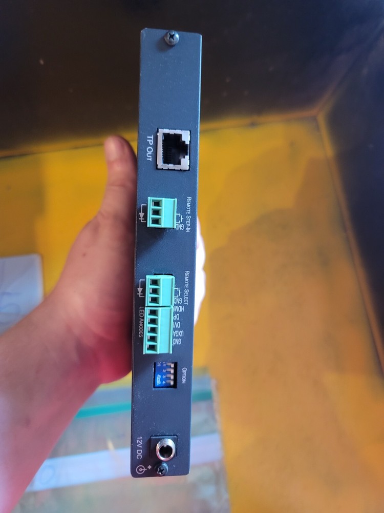 Kramer SID-X1 - Step in Commander - HDMI, DP, DVI, VGA - Grey