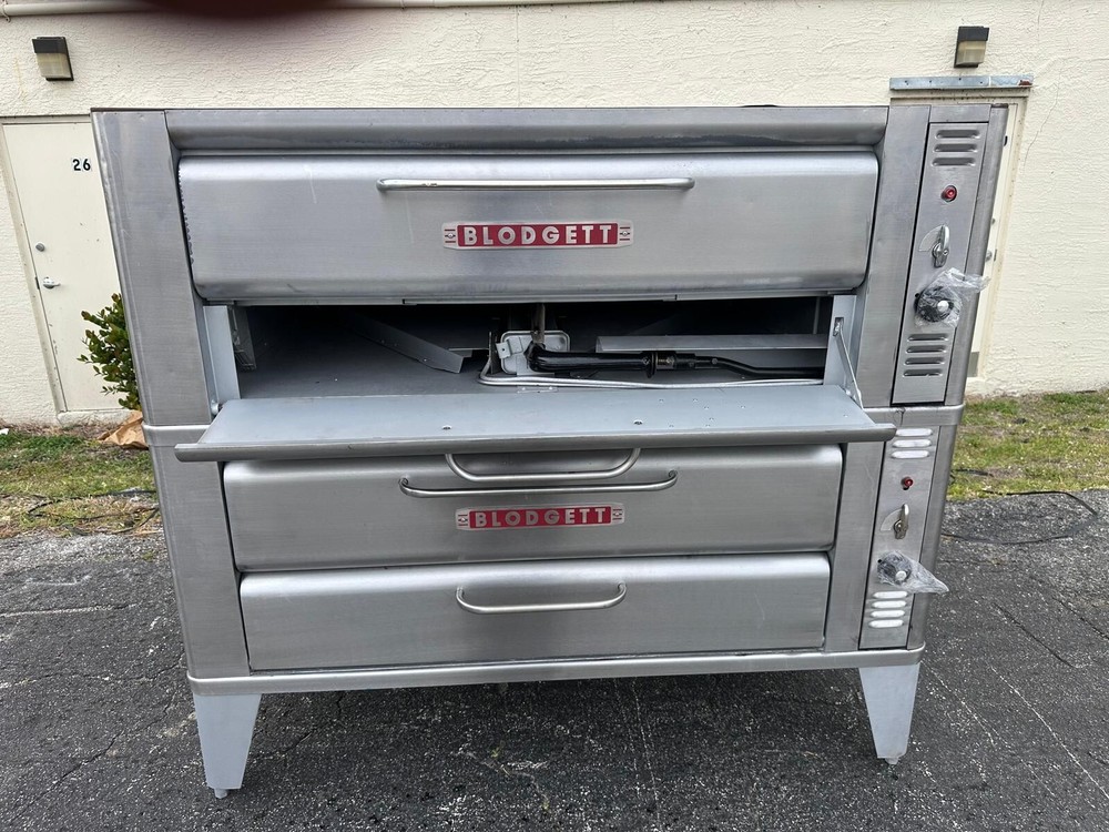 Blodgett 961 oven double deck- Natural or Propane Gas-Refurbished