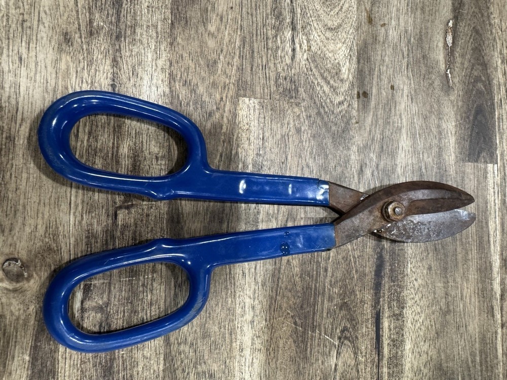2 Wiss Tin Snips