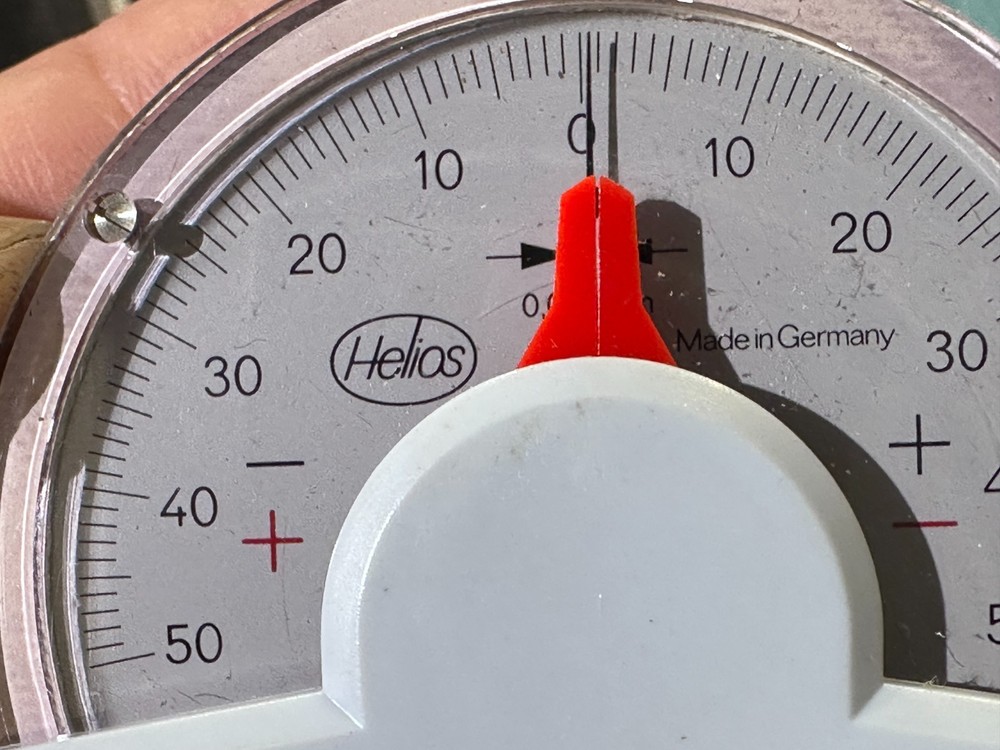 Helios # 243-0 Dial Comparator w/Remote Cable & Case