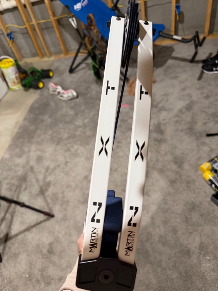 martin axxon 8 60lb