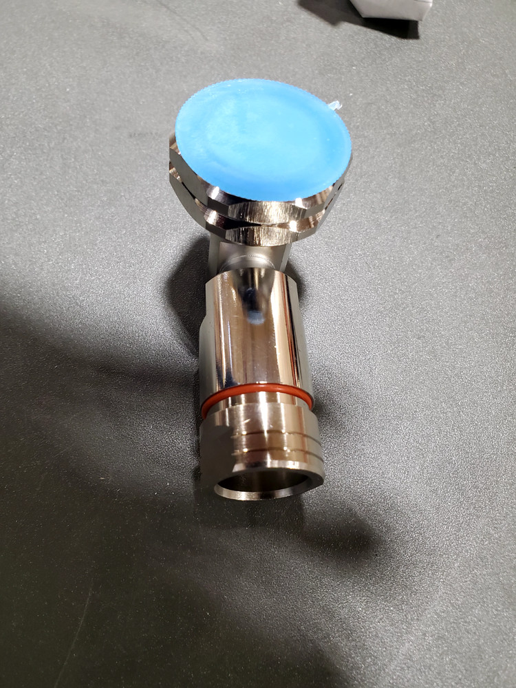 Cable Connector Right Angle DIN M RA for 1/2 PLeNuM Corrugated Cable
