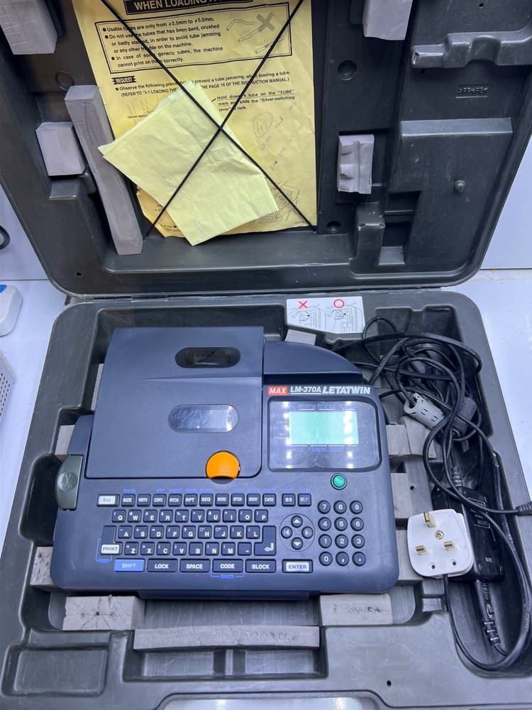Max LM-370A Letatwin Electronic Lettering Machine