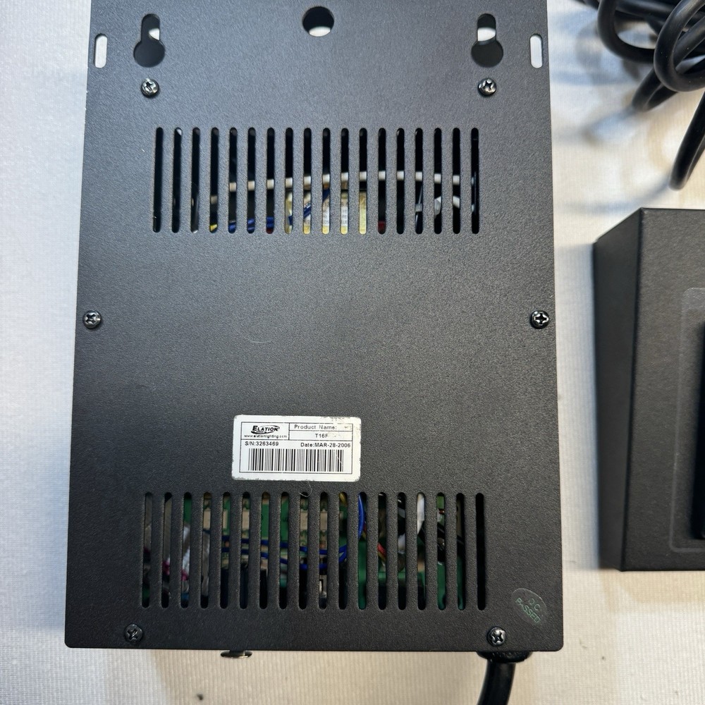 Elation Pro T16F Foot Control Chaser And Controller Pattern Stand-by Working