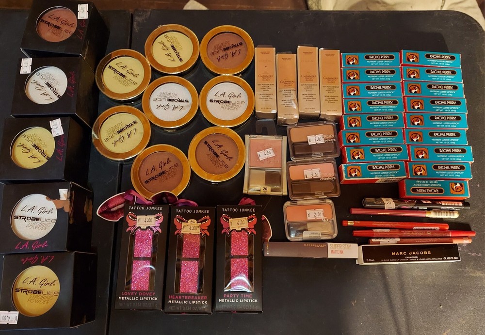 58 Pieces ~ Assorted Makeup ~ Lipstick ~ Blush ~ Lip Lliners ~ Strobing Powder
