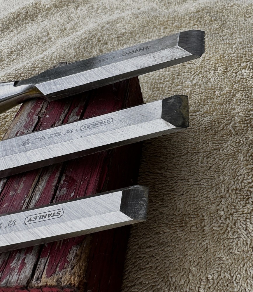 VINTAGE STANLEY 3 PC CHISEL SET AS PICTURED