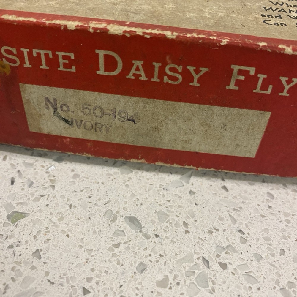 Millsite Daisy Fly Box In Original Box With 25+ Fly