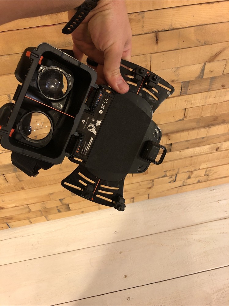 Freefly VR Headset Plus Case Plus Instruction Manual